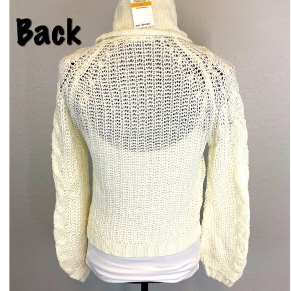 Planet Gold Women’s Ivory Cozy Cables Cowl Neck Sweater Size Medium - Picture 3 of 9